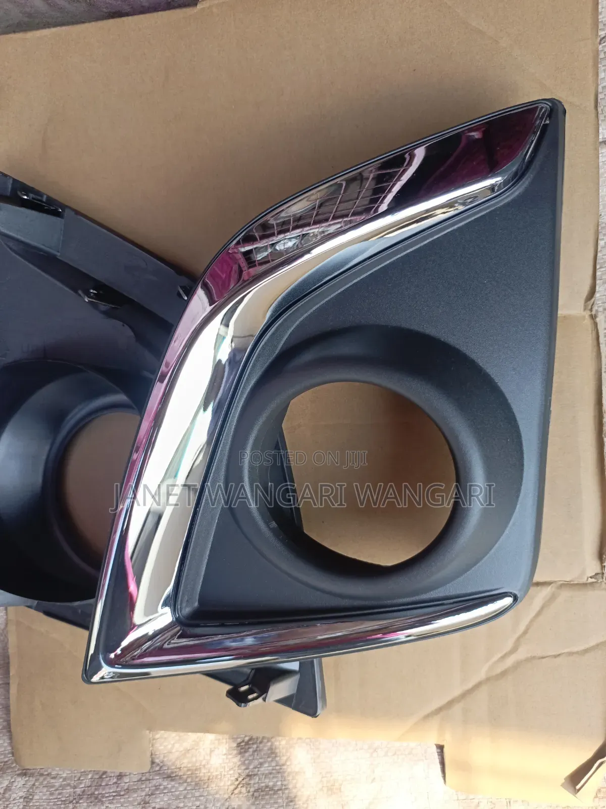 Foglight Cover ISUZU Dmax New Model