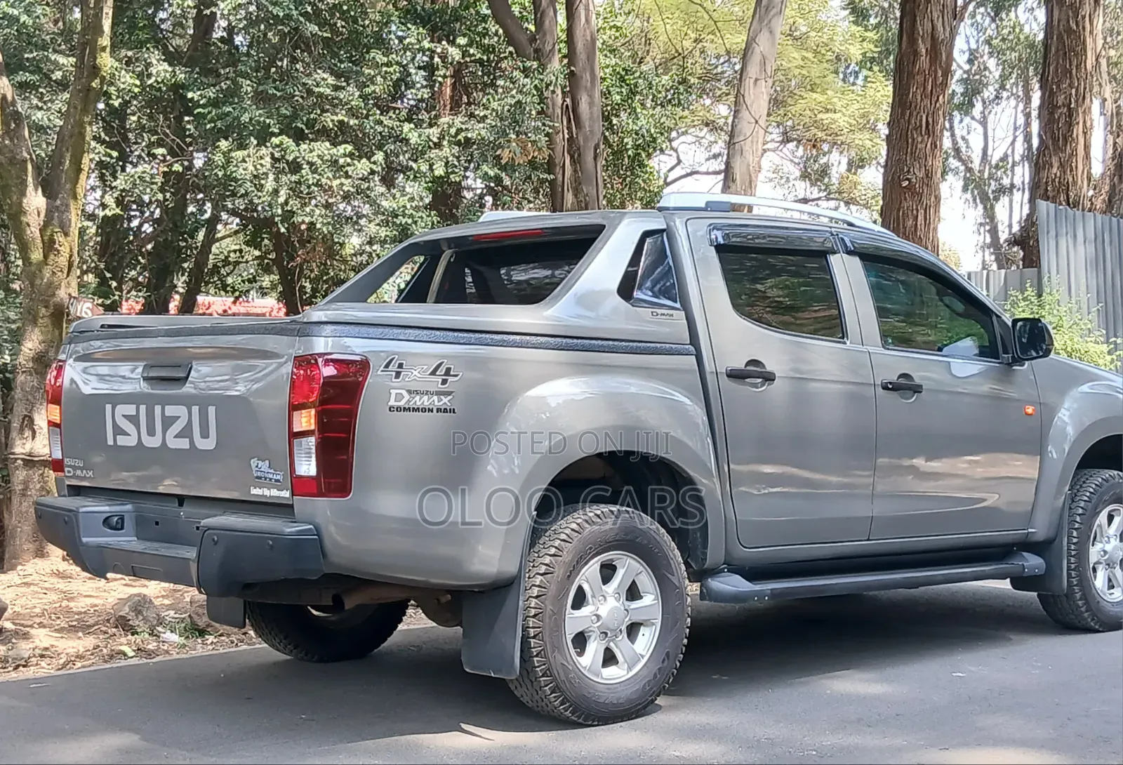 Isuzu D-MAX 2023 Silver