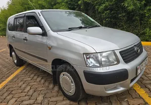 Toyota Succeed 2013 Silver