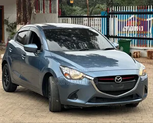 Mazda Demio 2016 Blue