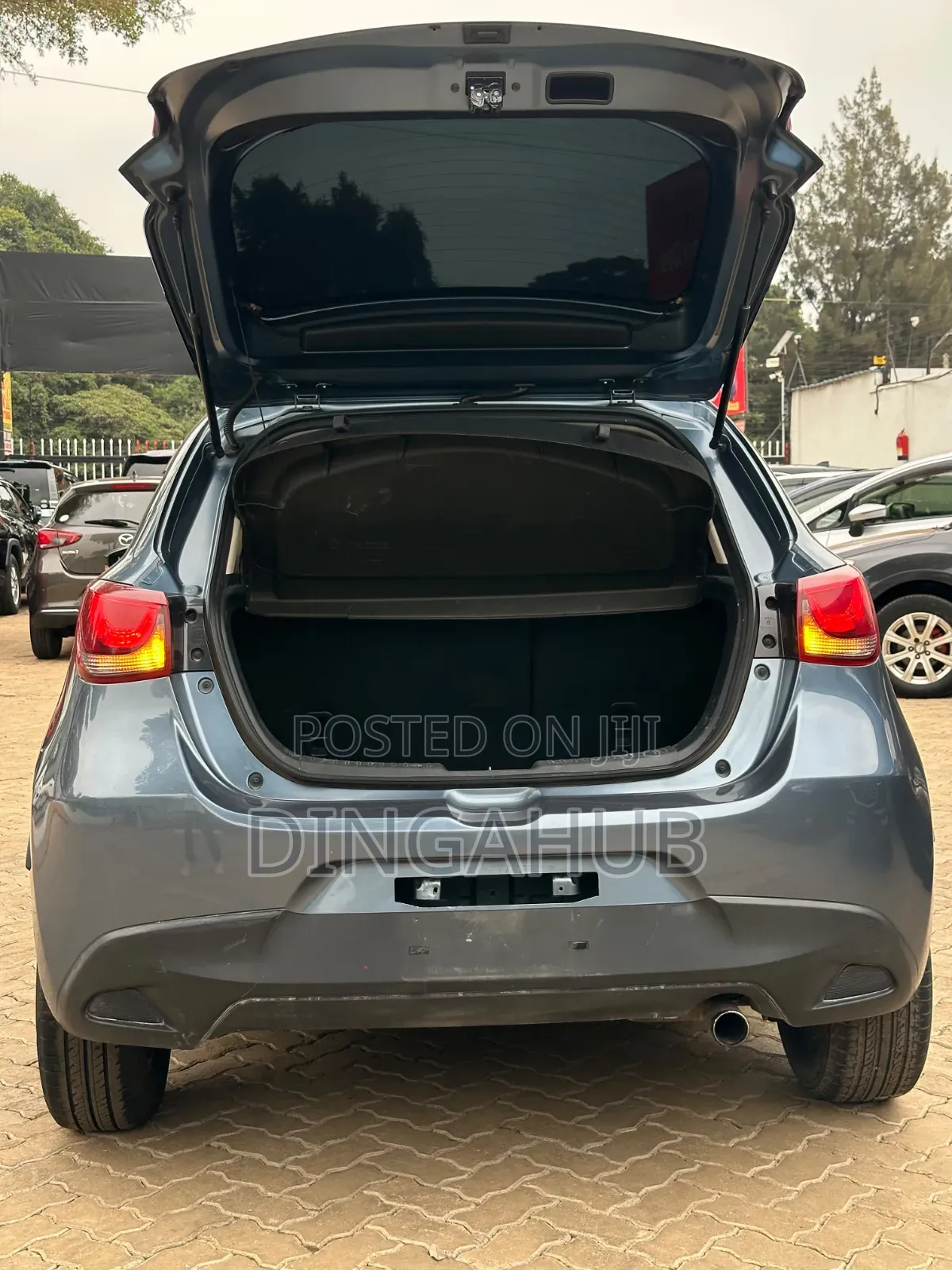 Mazda Demio 2016 Blue
