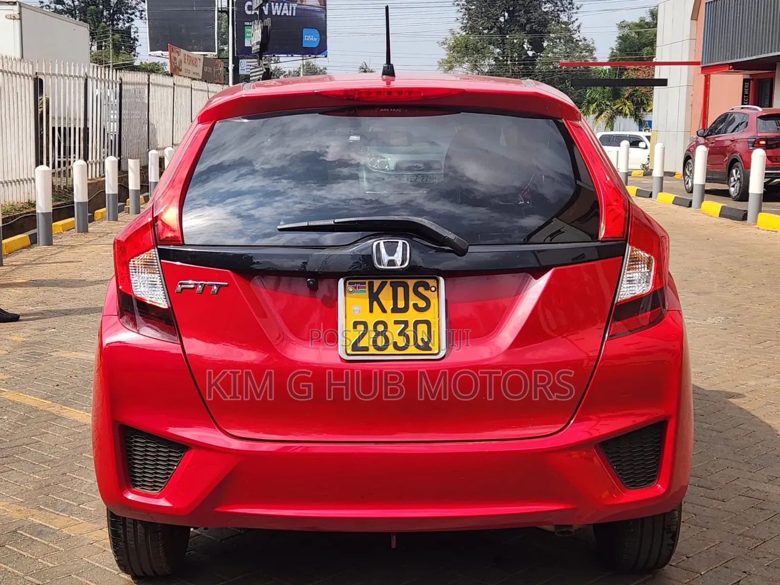 Honda Fit 2017 Red