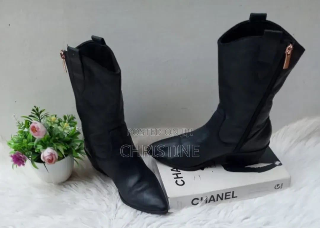 Chelsea Boots