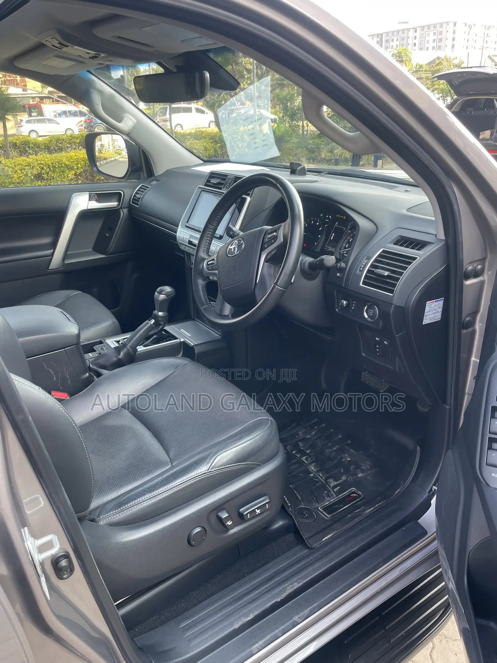 Toyota Land Cruiser Prado 2019 Gold