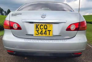 Nissan Bluebird 2011 Silver