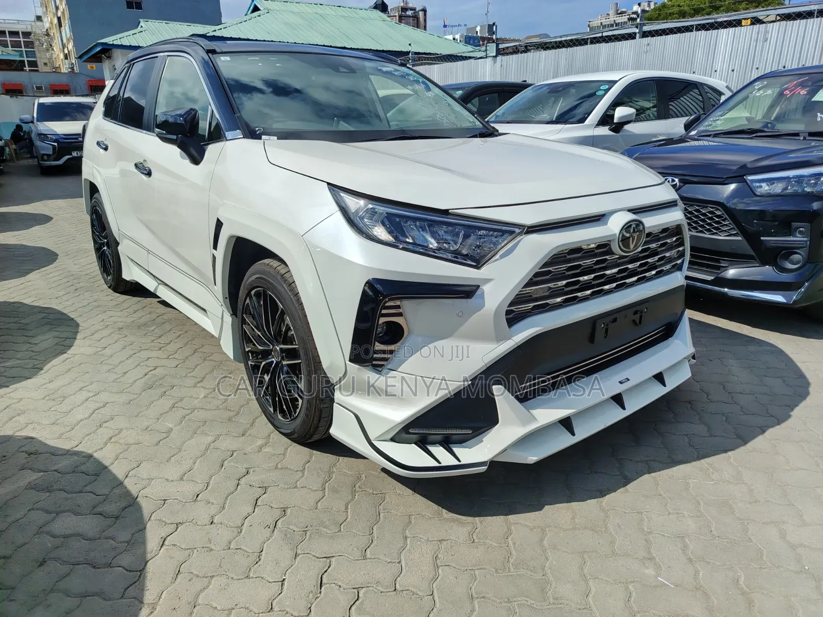 Toyota RAV4 2019 White