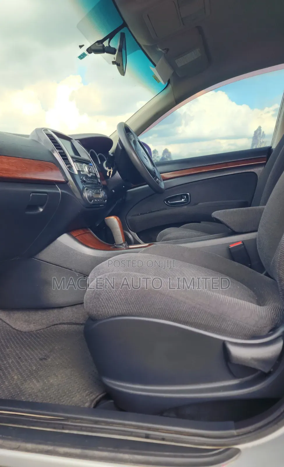 Nissan Bluebird 2011 Silver