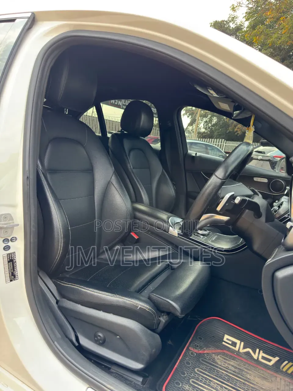 Mercedes-Benz C200 2014 White