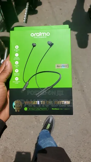 Oraimo Original Necklace Lite - 10 M Connectivity Range
