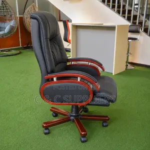 Reclining Leather Manager's Chair.
