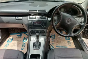 Mercedes-Benz C230 2005 Black