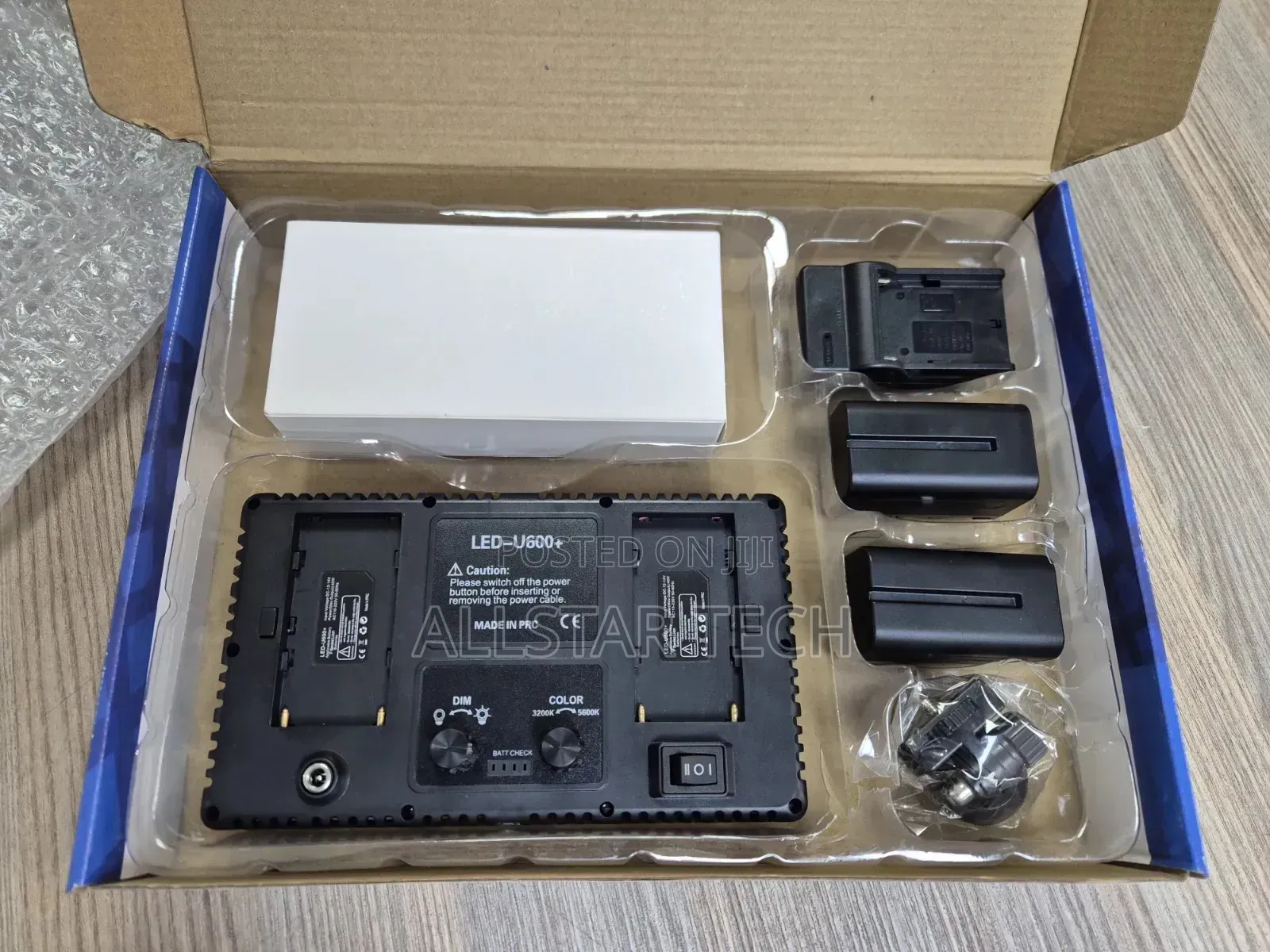 Professional LED 600 Video Light Kit