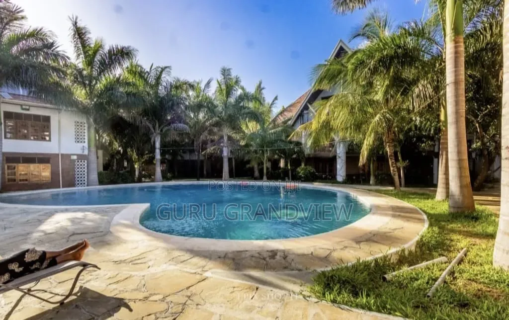 Diani 2bedroom Airbnb Walking to Beach
