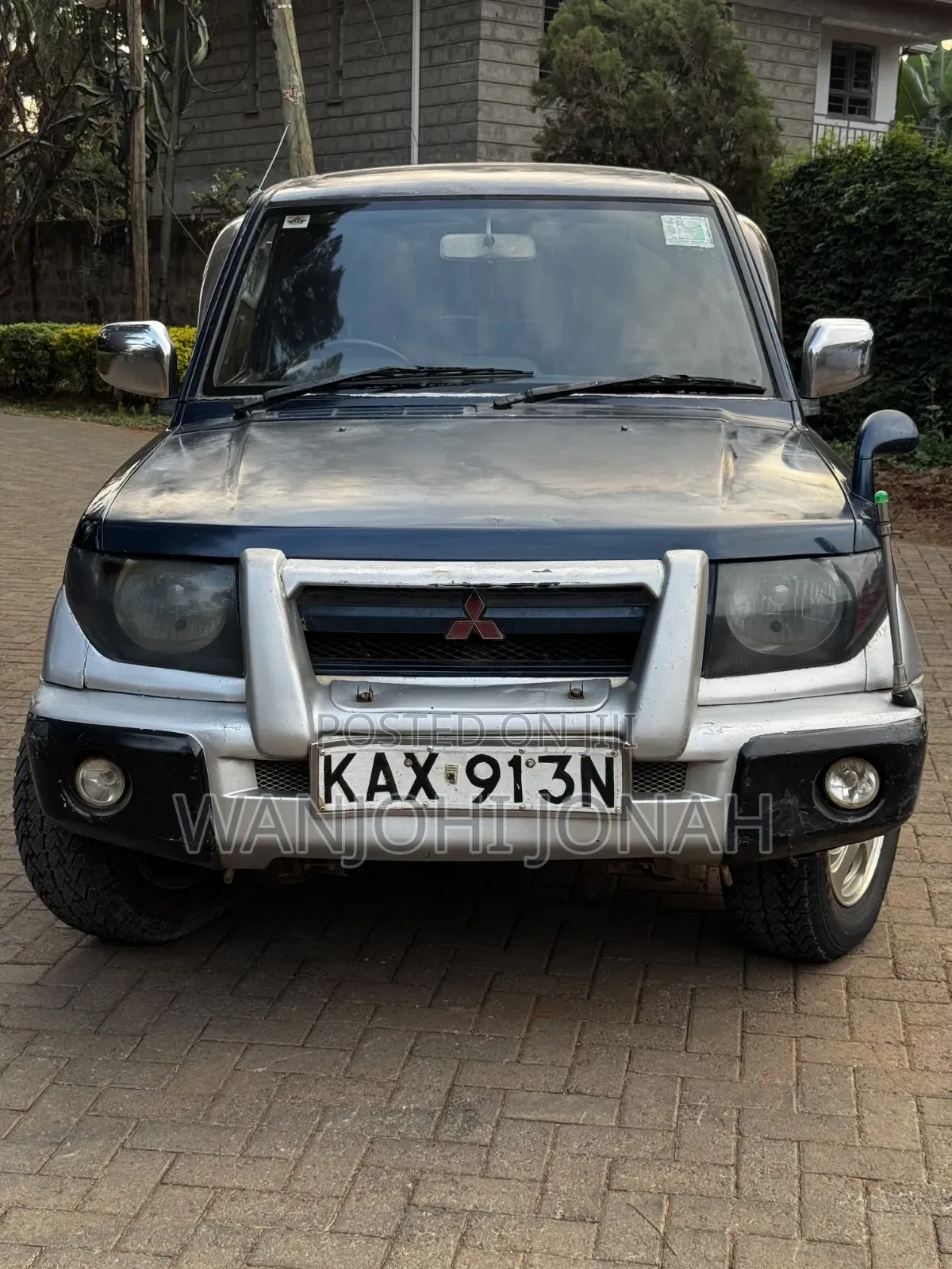 Mitsubishi Pajero IO 1999 Blue