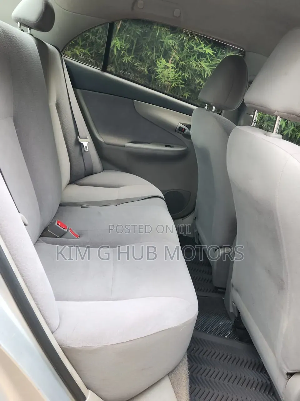 Toyota Axio 2010 Silver