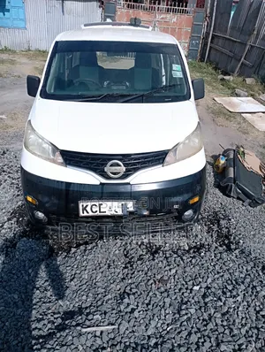 Nissan NV200 2010 White
