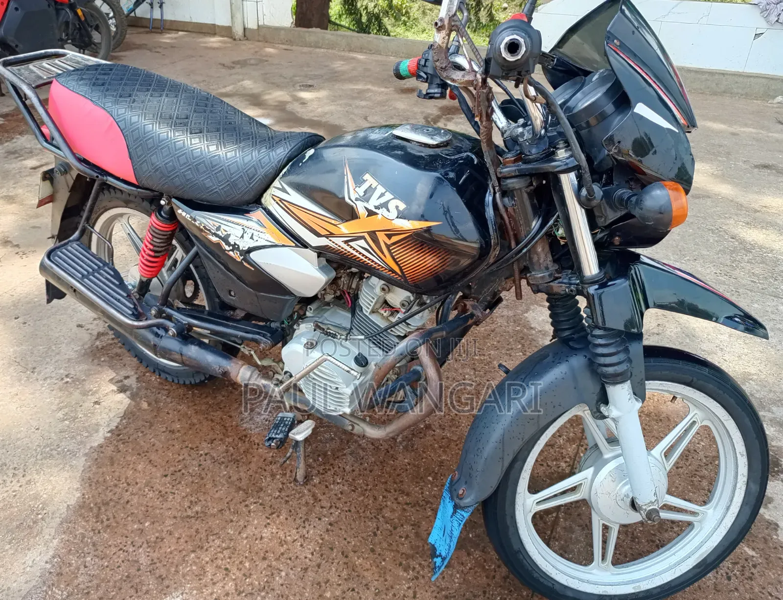 TVS HLX Plus ES 2024 Black