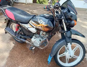 TVS HLX Plus ES 2024 Black