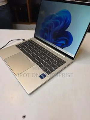 Laptop HP Dragonfly G3 32GB Intel Core i7 SSHD+SSD 512GB