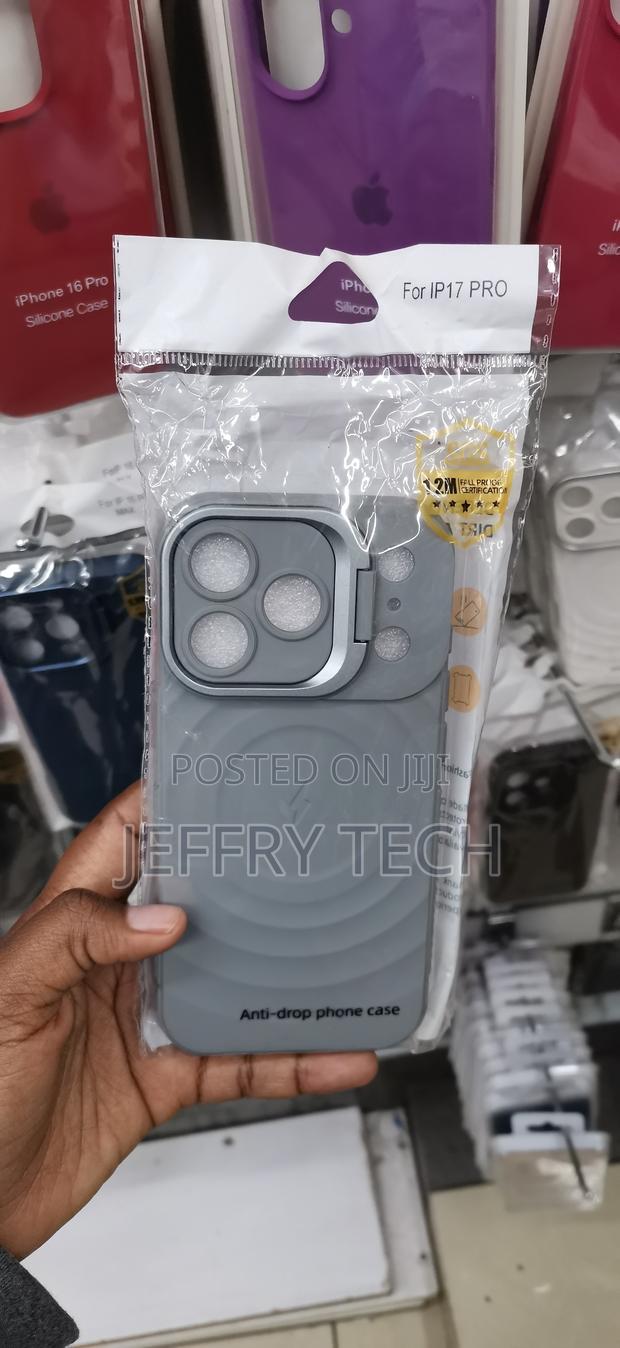 iPhone 17 Pro, Gray Anti-Drop Silicone Phone Case - main view