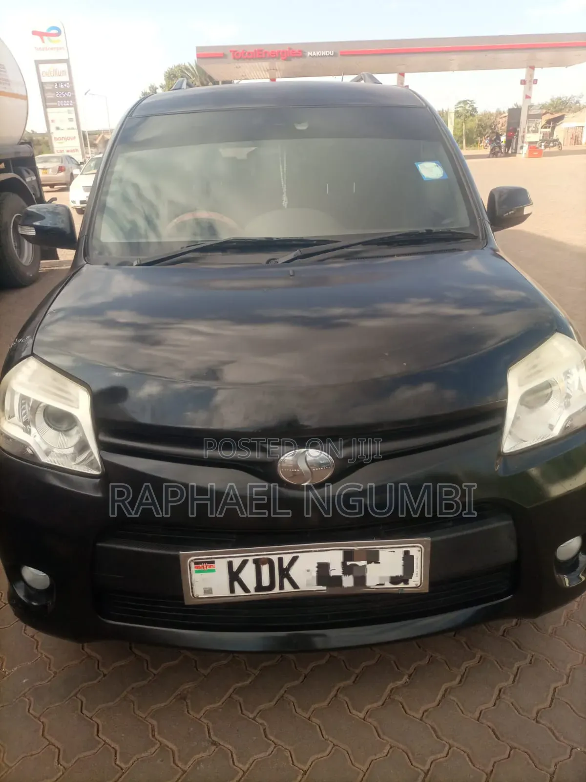 Toyota Sienta 2019 Black