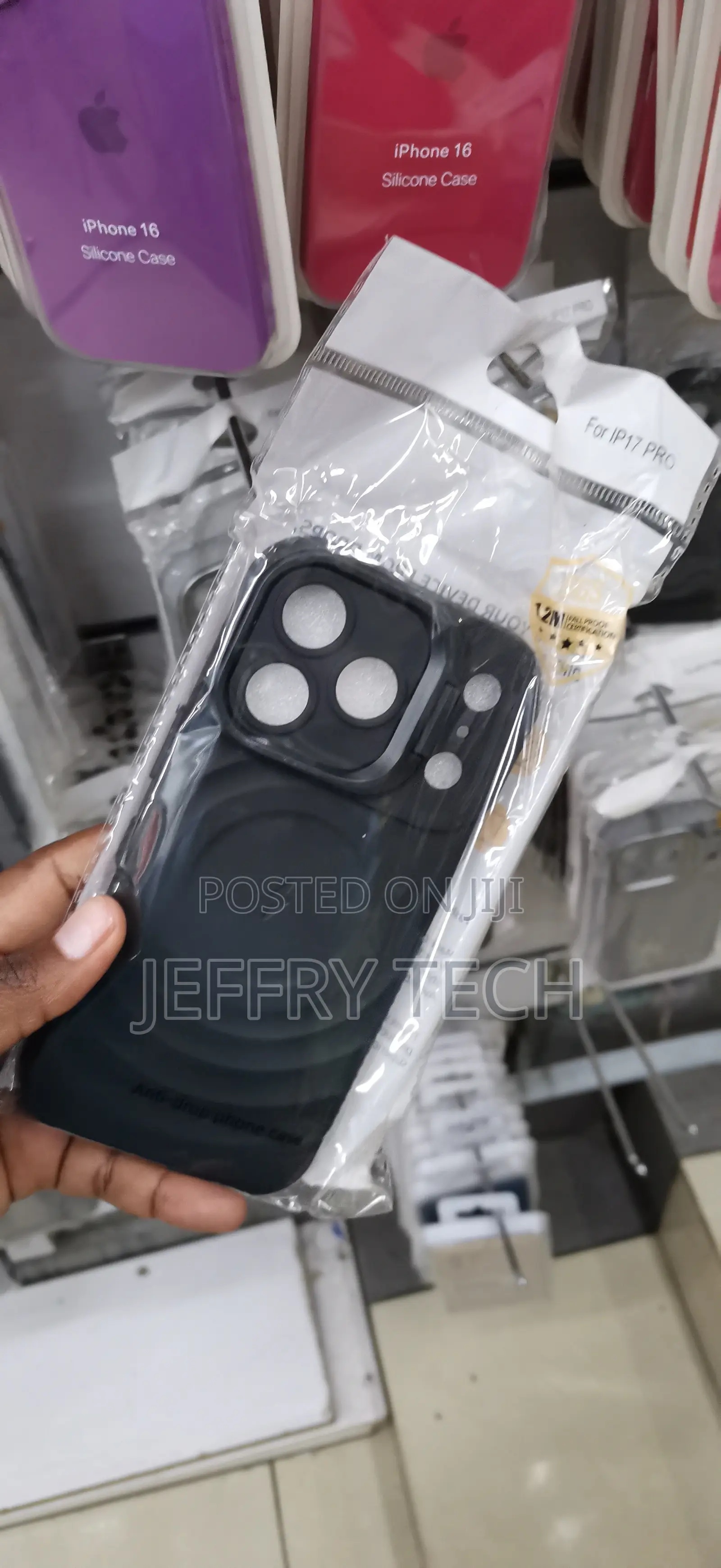 Anti-Drop Magnetic Smartphone Protective Case for the "IP17 PRO"