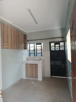2bdrm Bungalow in Zambezi for rent