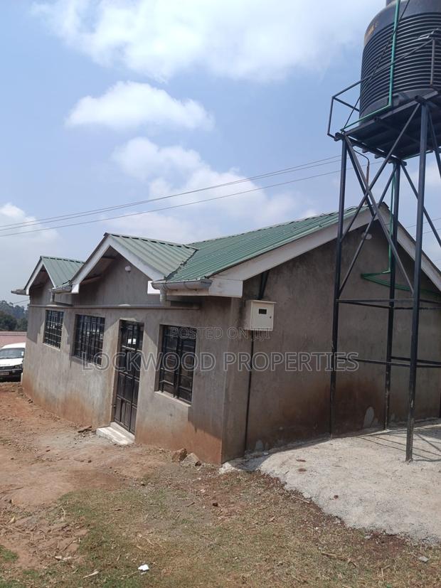 2bdrm Bungalow in Zambezi for rent
