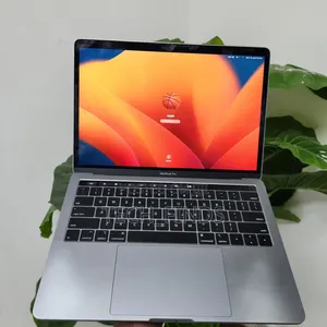 Laptop Apple MacBook Pro 16GB Intel Core i7 SSD 256GB