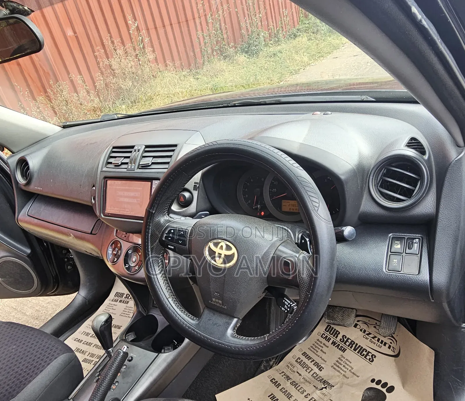 Toyota Vanguard 2012 Black