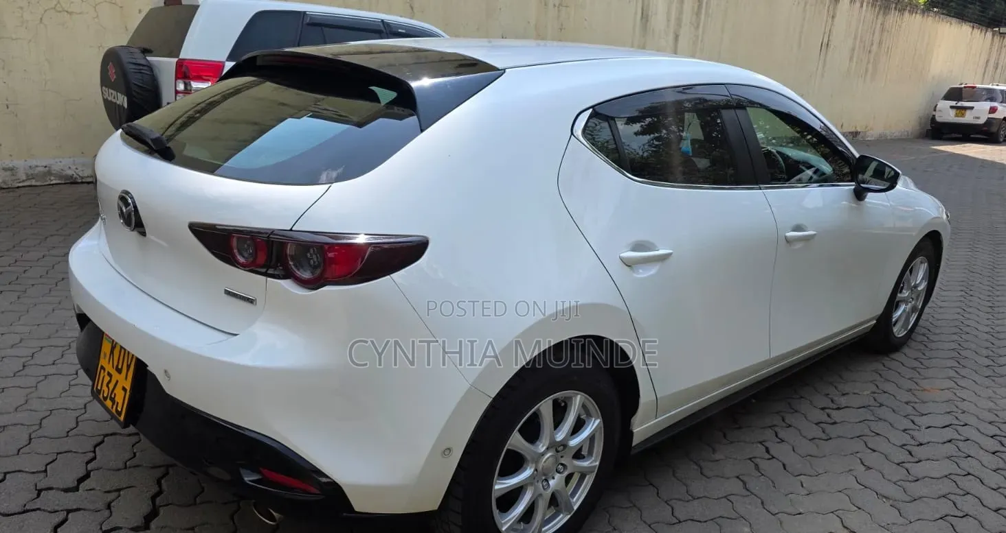 Mazda 3 2019 White