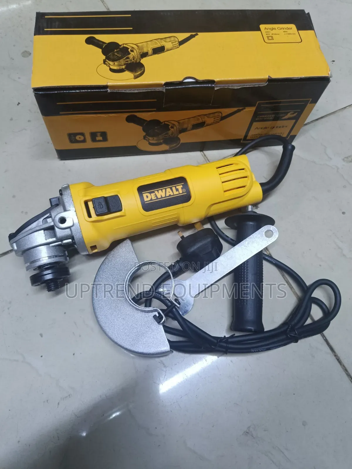 Quality DeWalt Angle Grinder 4 Inch Machine