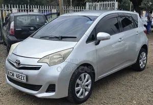 Toyota Ractis 2012 Silver
