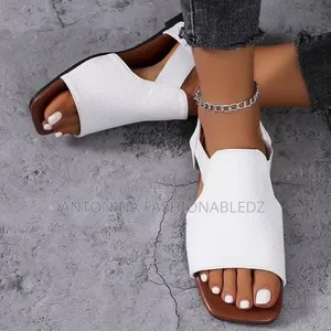 Ladies Double Strapped Leather Sandals