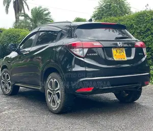 Honda Vezel 2016 Black