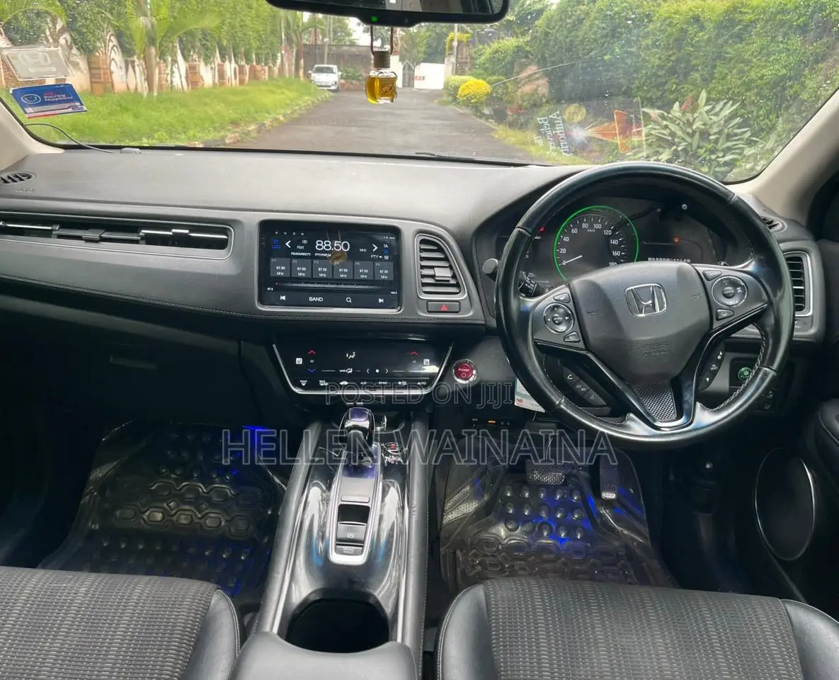Honda Vezel 2016 Black