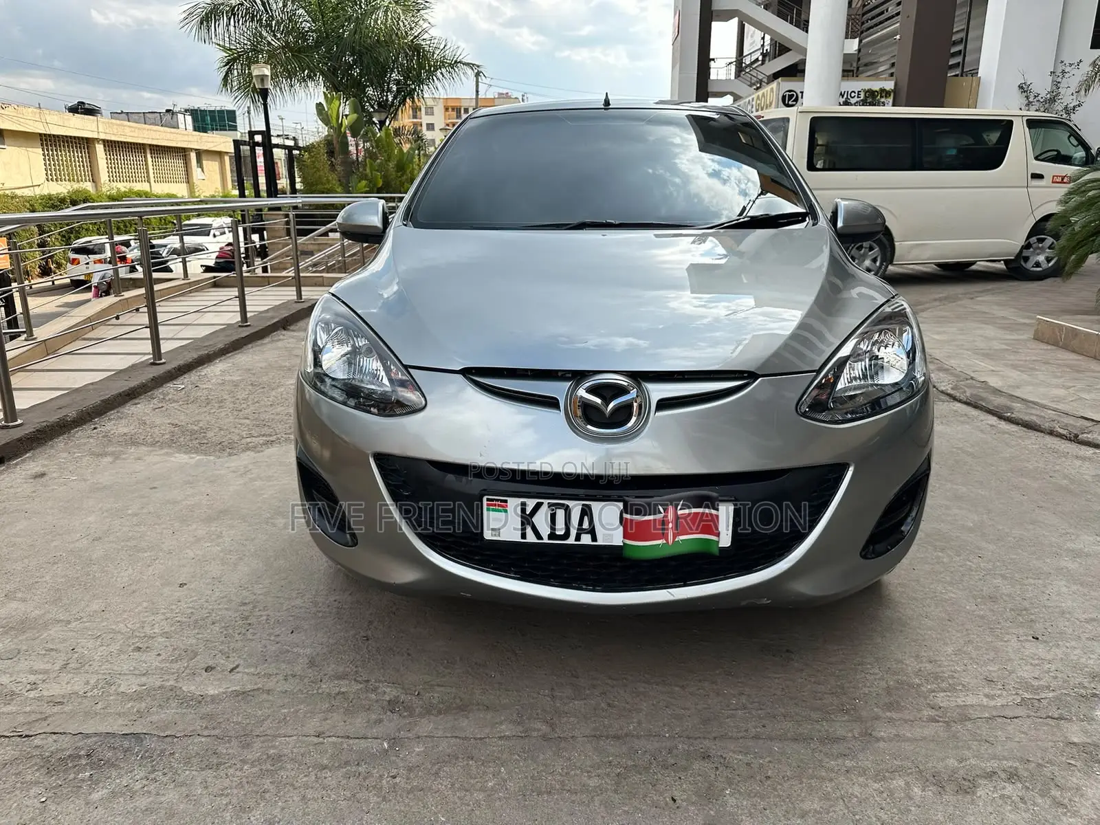 Mazda Demio 2013 Gray