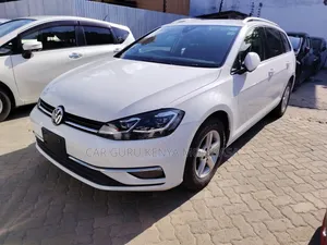 Volkswagen Golf 2019 White