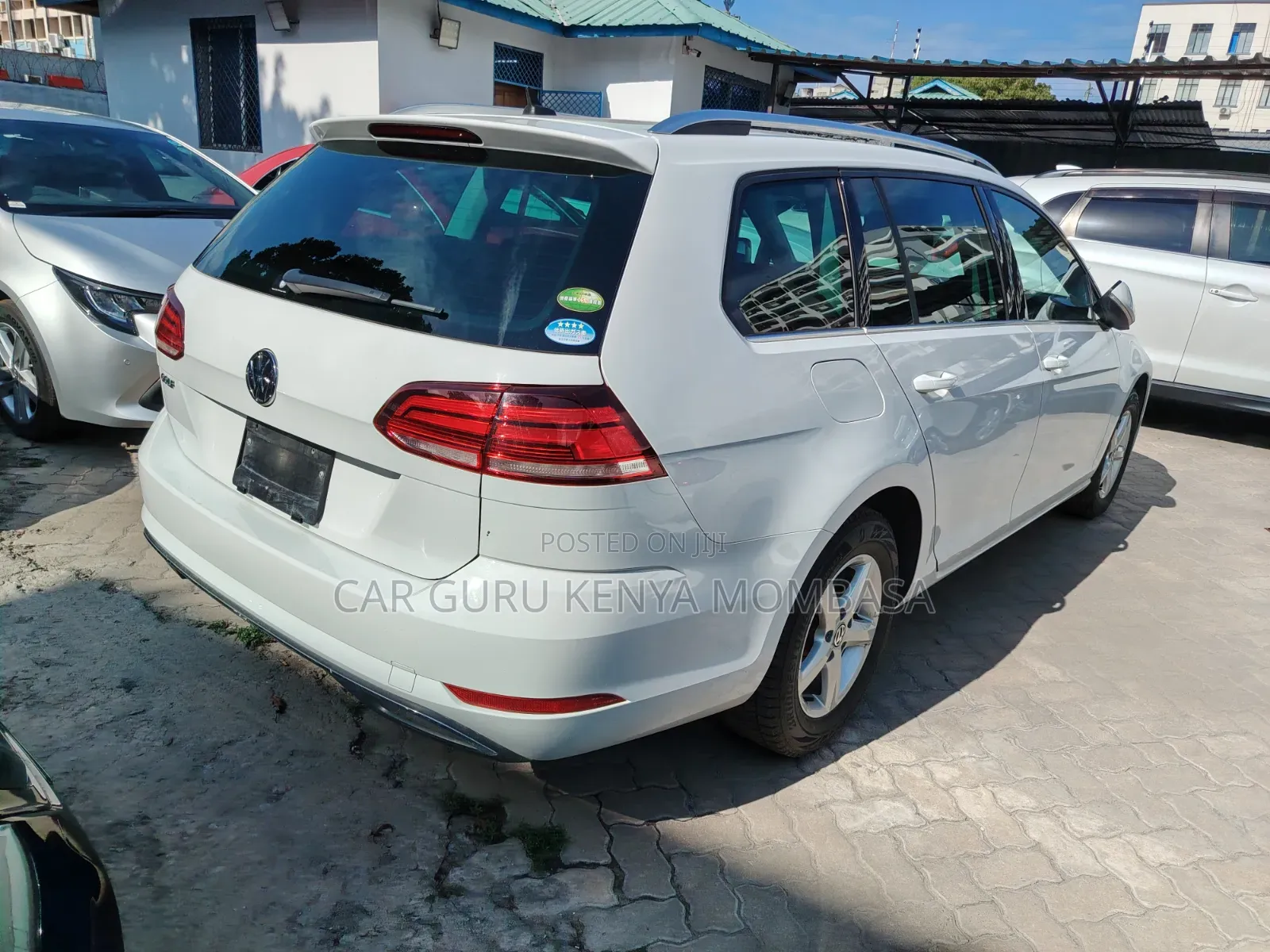 Volkswagen Golf 2019 White