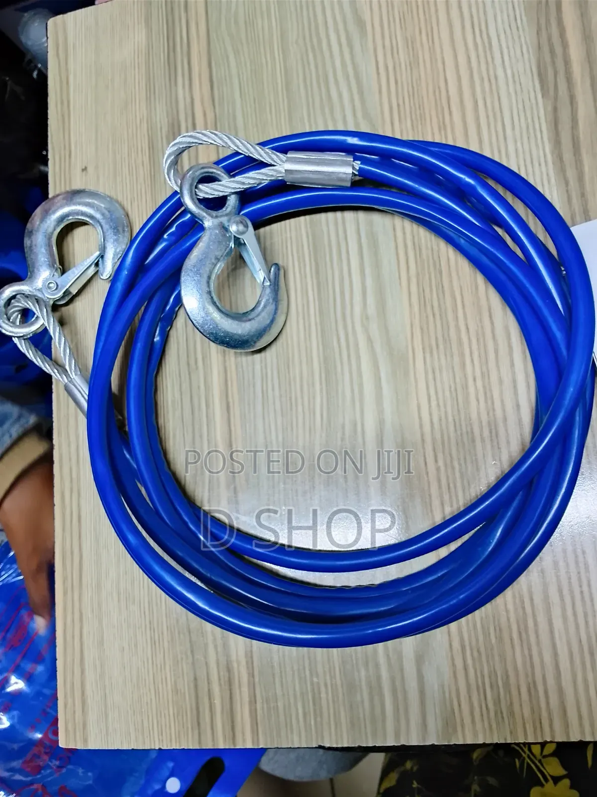 ** Emergency Tow Rope**