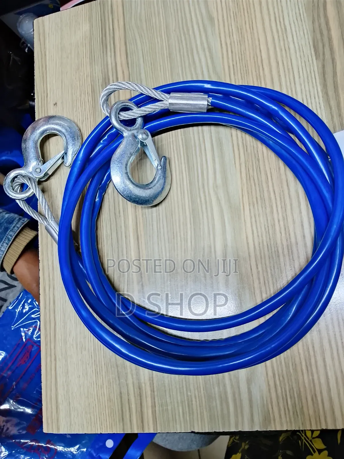 ** Emergency Tow Rope**