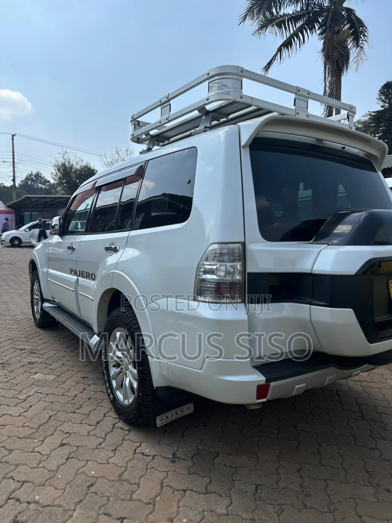 Mitsubishi Pajero V90 3.2 DI-D GLS/GLX 2015 White
