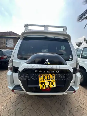 Mitsubishi Pajero V90 3.2 DI-D GLS/GLX 2015 White
