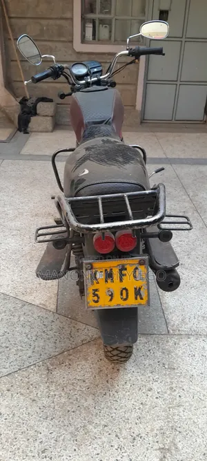 Honda CB 2021 Red