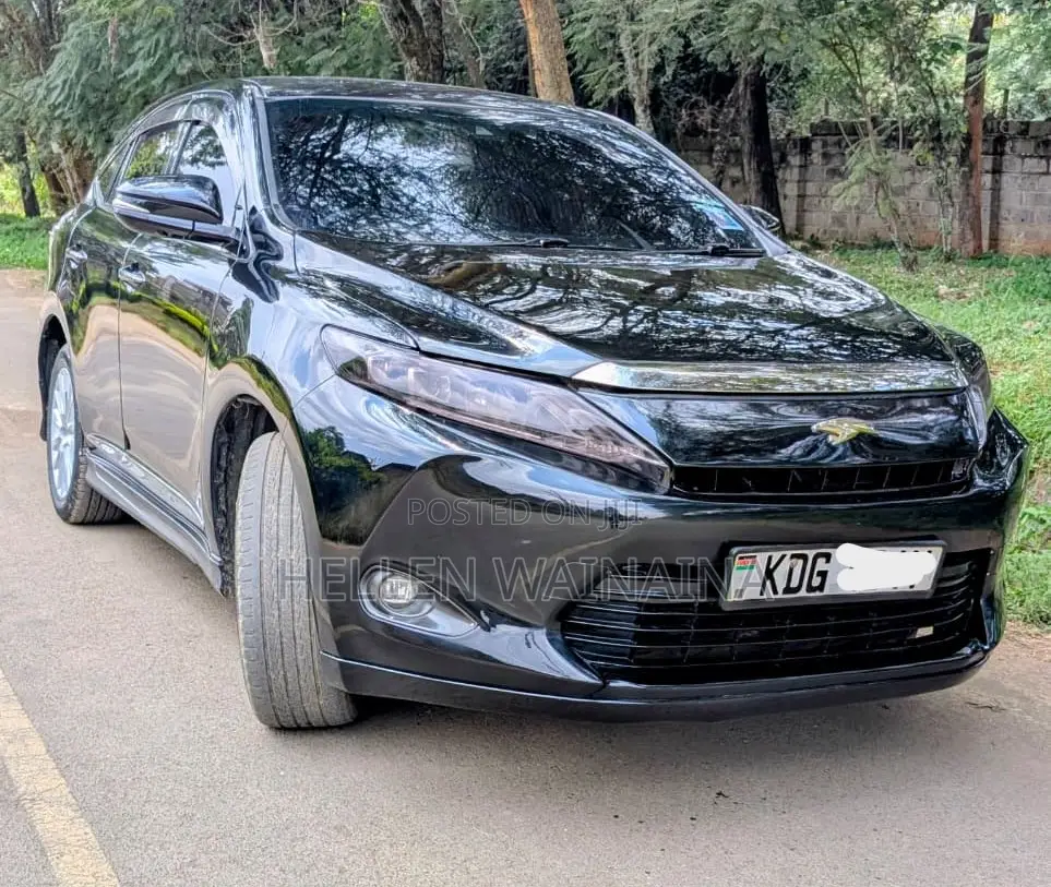 Toyota Harrier 2015