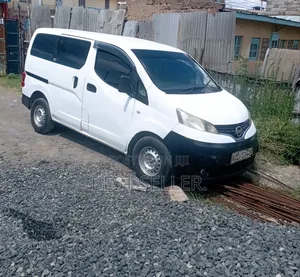 Nissan NV200 2010 White