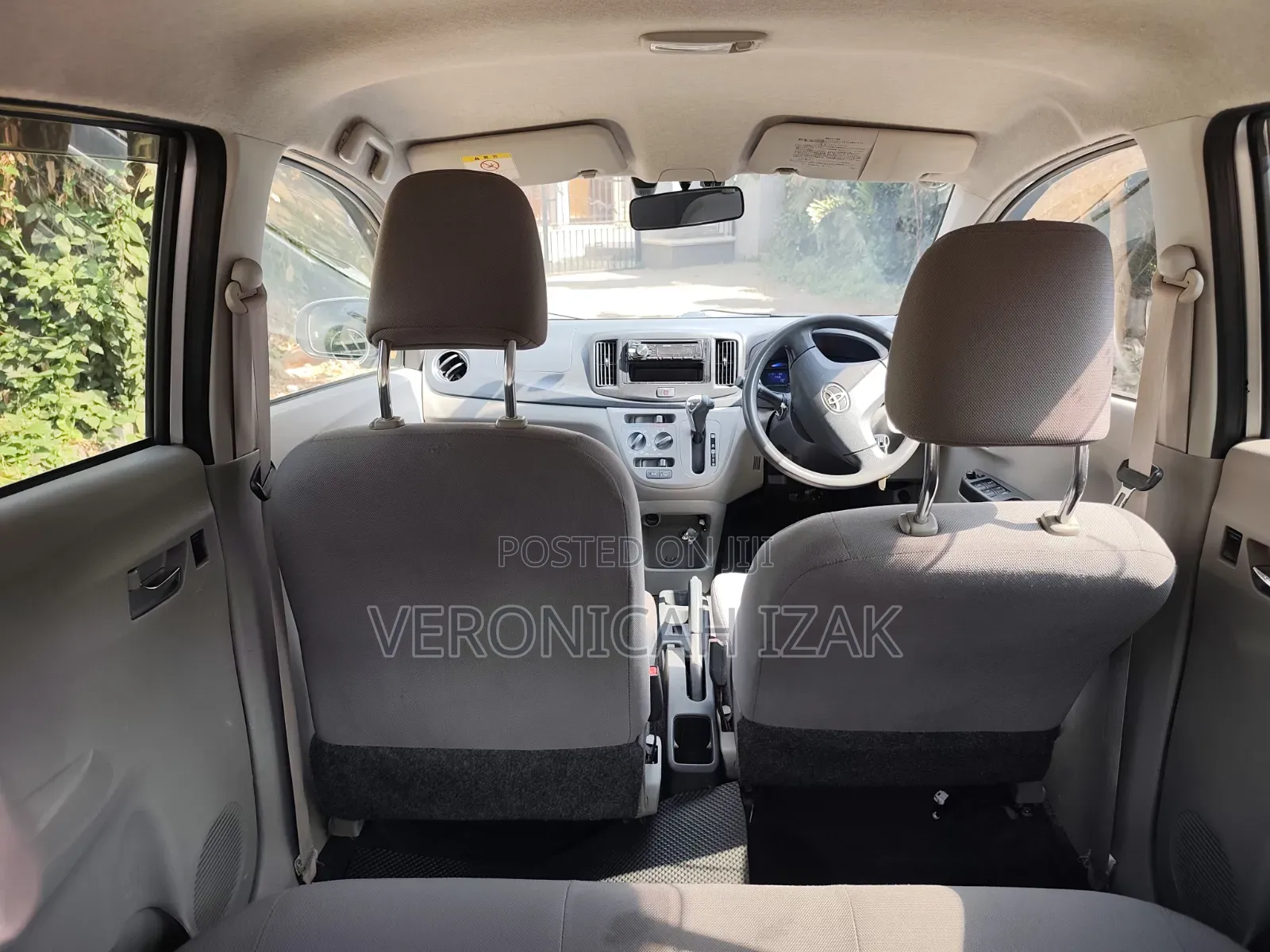 Daihatsu Mira 2016 Silver