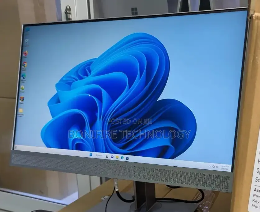 Desktop Computer HP EliteOne 800 8GB Intel Core i5 SSD 256GB