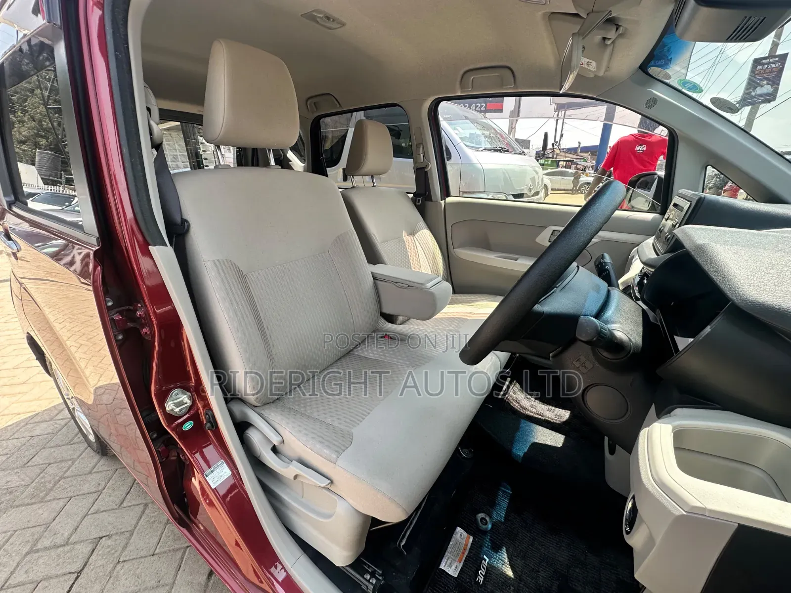 Daihatsu Move 2019 Maroon