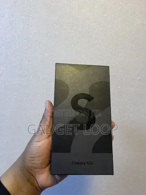 New Samsung Galaxy S22 5G 128 GB